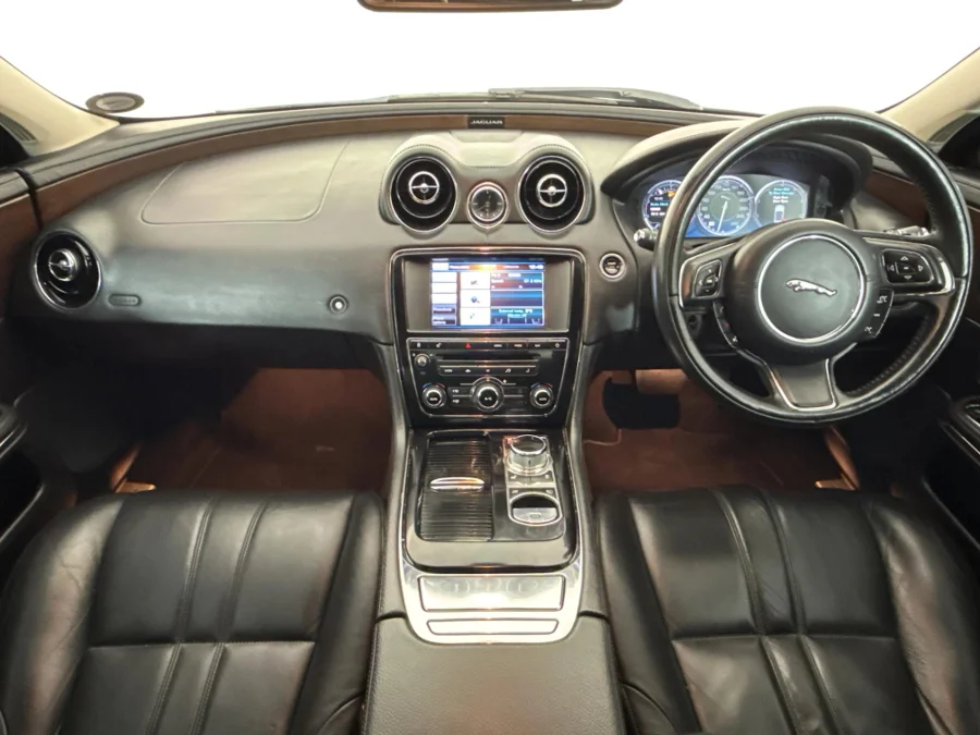 Used 2014 Jaguar XJ i4 Luxury - WeBuyCars Polokwane Used 2014 Jaguar XJ i4 Luxury - WeBuyCars Polokwane