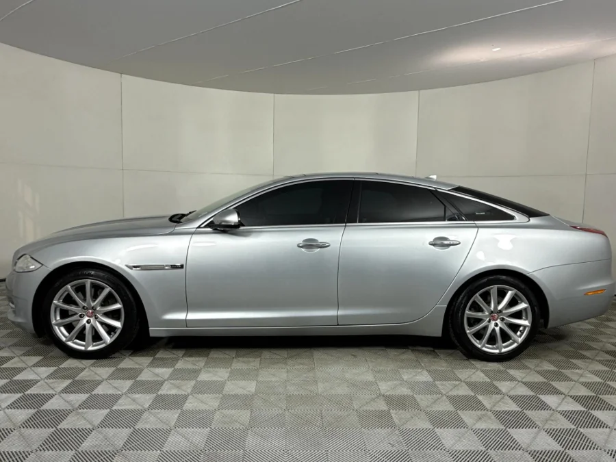 Used 2014 Jaguar XJ i4 Luxury - WeBuyCars Polokwane Used 2014 Jaguar XJ i4 Luxury - WeBuyCars Polokwane