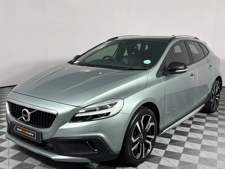 Used 2018 Volvo V40 Cross Country D3 Inscription - WeBuyCars Lansdowne Used 2018 Volvo V40 Cross Country D3 Inscription - WeBuyCars Lansdowne