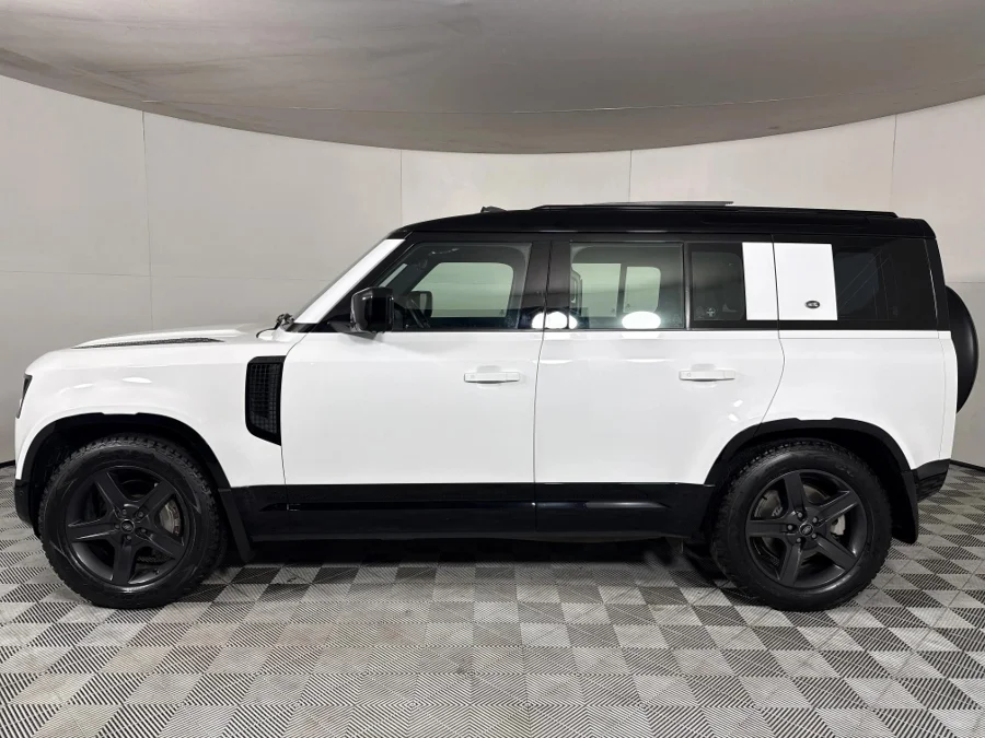 Used 2023 Land Rover Defender 110 D300 X-Dynamic SE - WeBuyCars Riverhorse