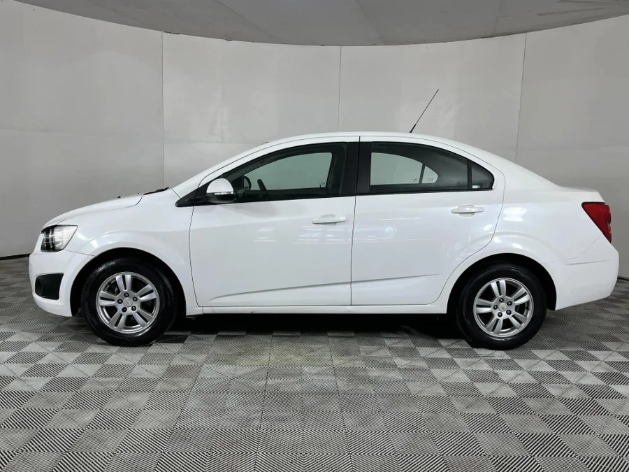 Used 2014 Chevrolet Sonic sedan 1.6 LS - WeBuyCars The Dome Used 2014 Chevrolet Sonic sedan 1.6 LS - WeBuyCars The Dome