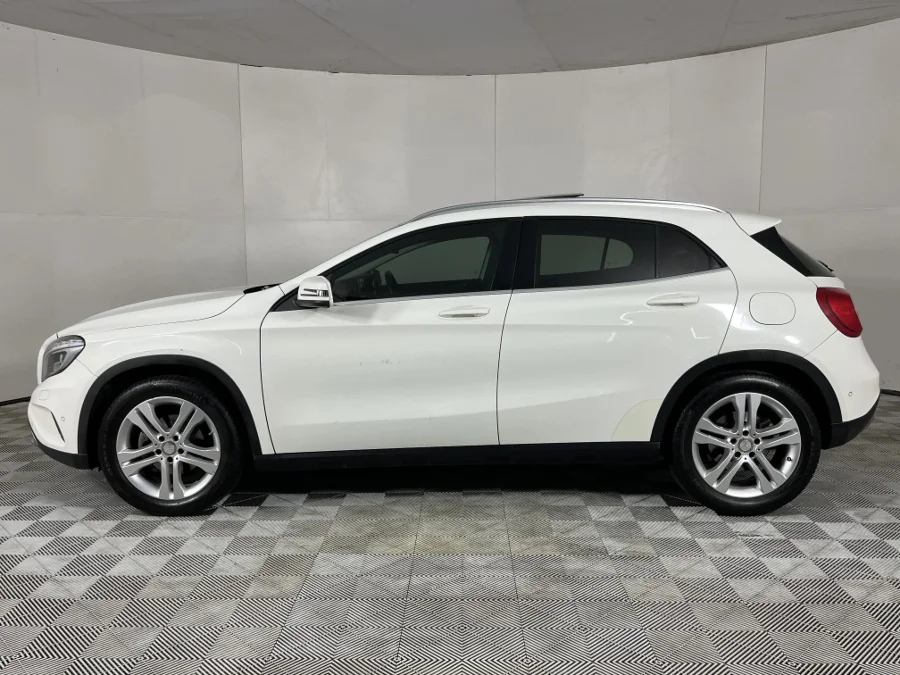 Used 2014 Mercedes-Benz GLA 200 auto - WeBuyCars The Dome