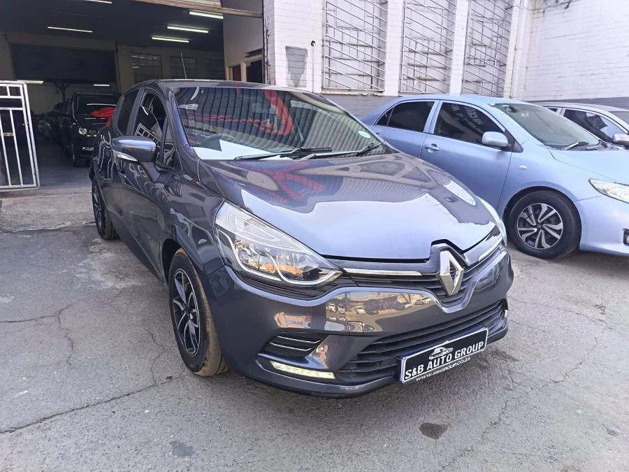 Used 2017 Renault Clio 66kW turbo Dynamique - S and B Auto Group Used 2017 Renault Clio 66kW turbo Dynamique - S and B Auto Group