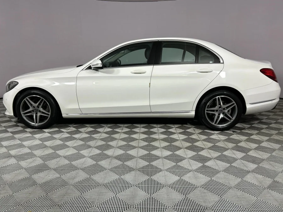 Used 2014 Mercedes-Benz C-Class C180 Avantgarde auto - WeBuyCars Lansdowne Used 2014 Mercedes-Benz C-Class C180 Avantgarde auto - WeBuyCars Lansdowne