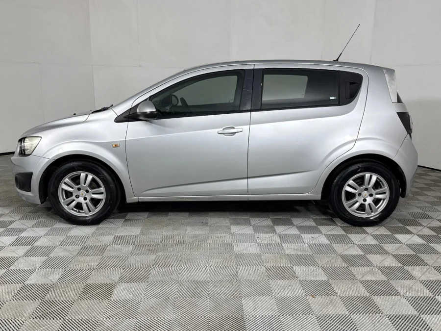 Used 2013 Chevrolet Sonic hatch 1.4 LS - WeBuyCars George