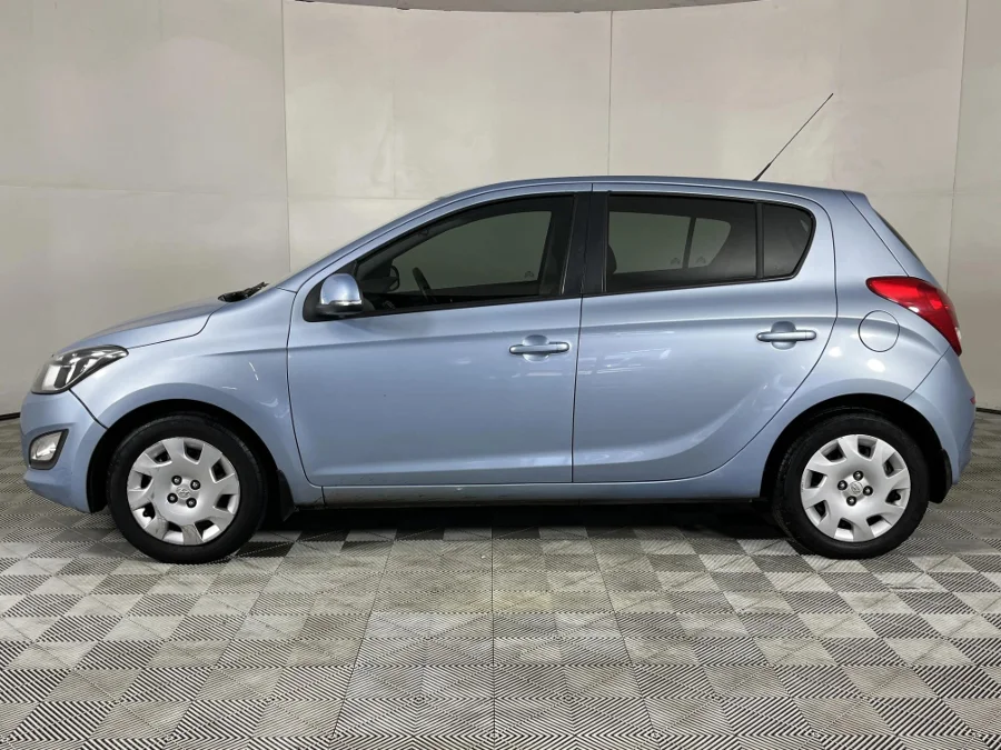 Used 2014 Hyundai i20 1.4 Fluid auto - WeBuyCars The Dome Used 2014 Hyundai i20 1.4 Fluid auto - WeBuyCars The Dome