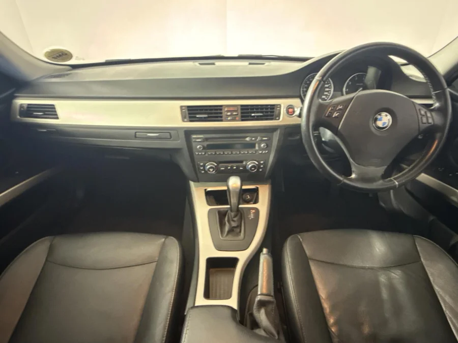 Used 2011 BMW 3 Series 320i auto - WeBuyCars Brackenfell Cape Town Used 2011 BMW 3 Series 320i auto - WeBuyCars Brackenfell Cape Town