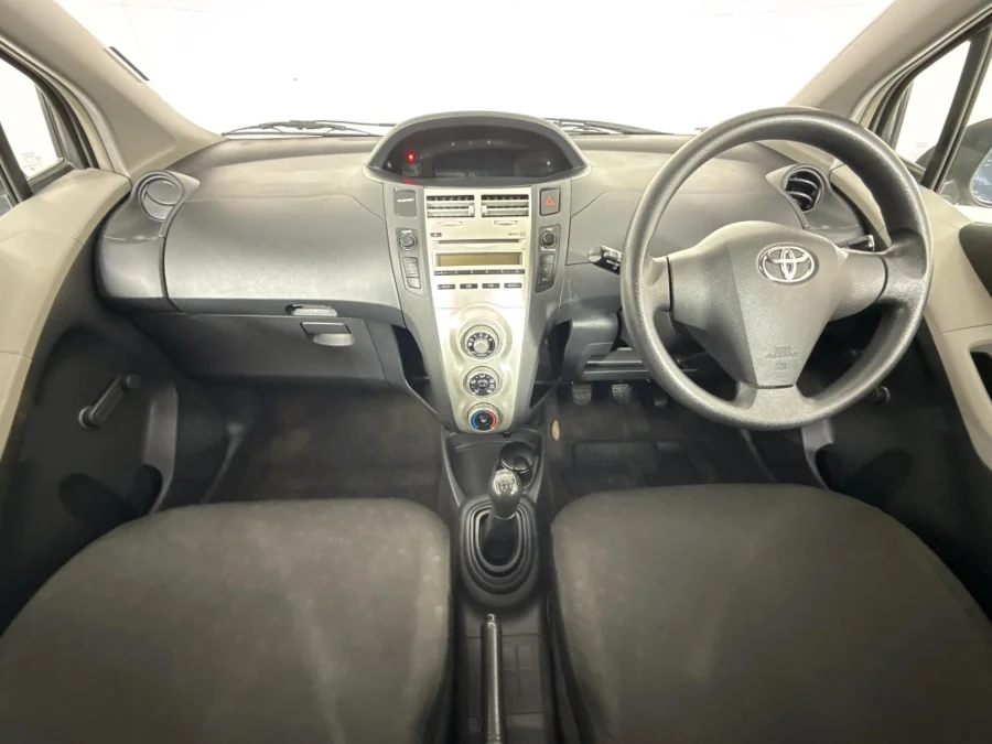 Used 2005 Toyota Yaris 1.3 5-door T3 - WeBuyCars Polokwane Used 2005 Toyota Yaris 1.3 5-door T3 - WeBuyCars Polokwane