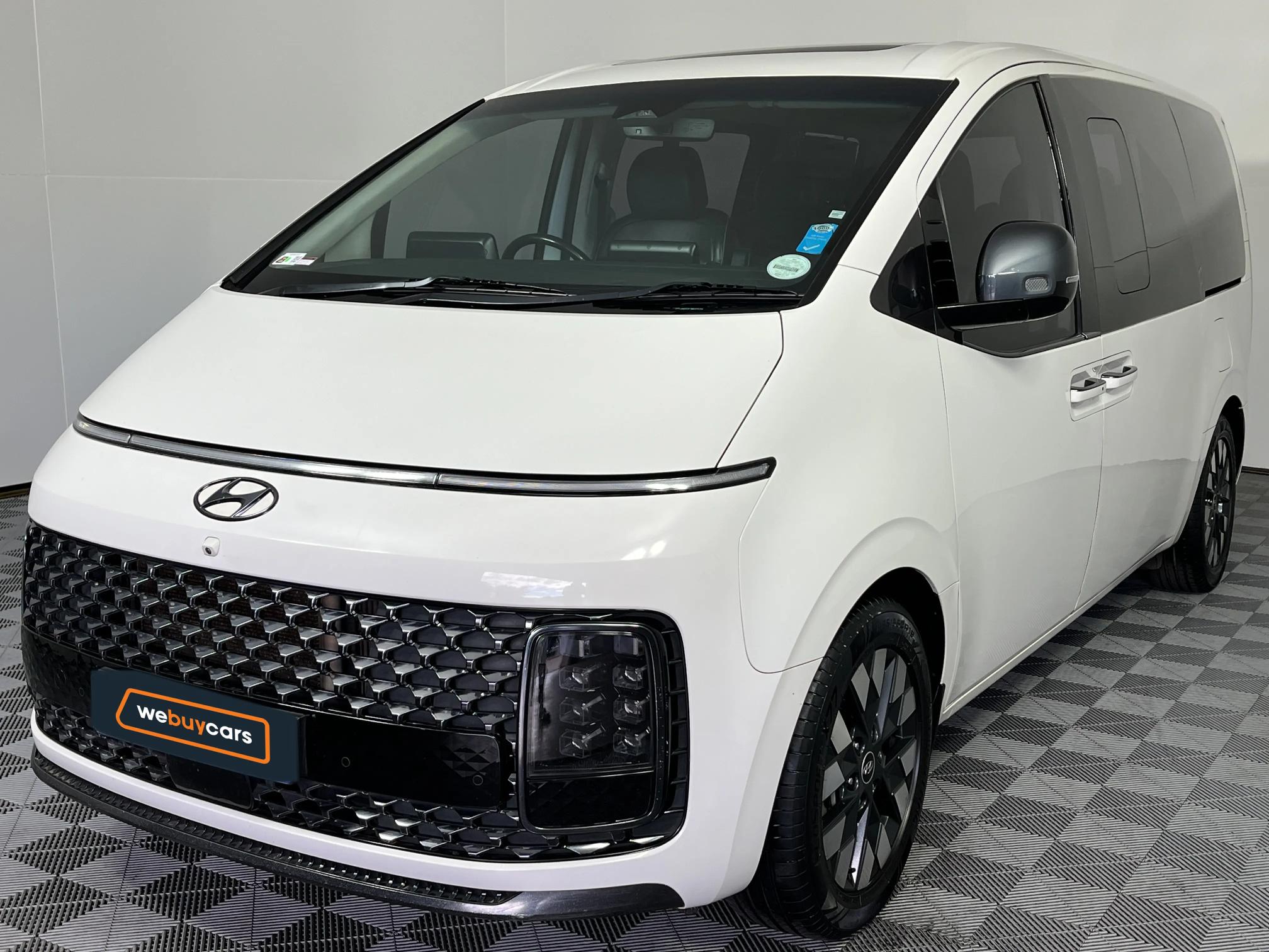 Used 2022 Hyundai Staria 2.2D Luxury