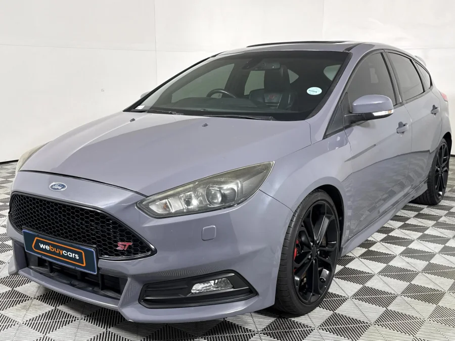 Used 2016 Ford Focus ST 3 - WeBuyCars Riverhorse Used 2016 Ford Focus ST 3 - WeBuyCars Riverhorse