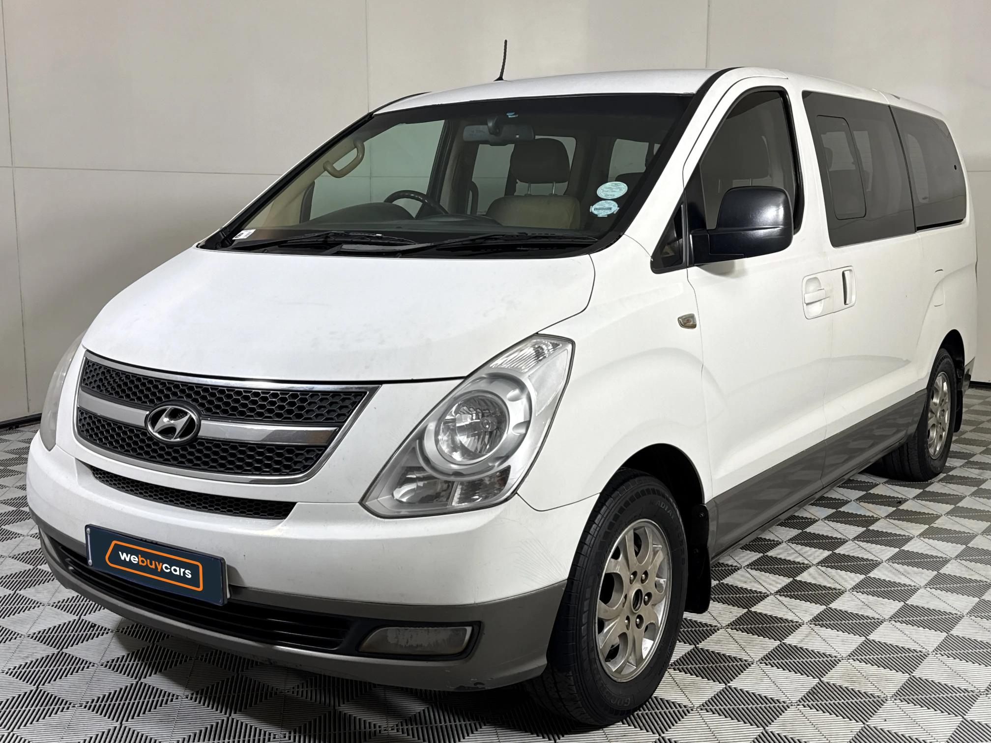 Used 2012 Hyundai H-1 2.4 bus Executive