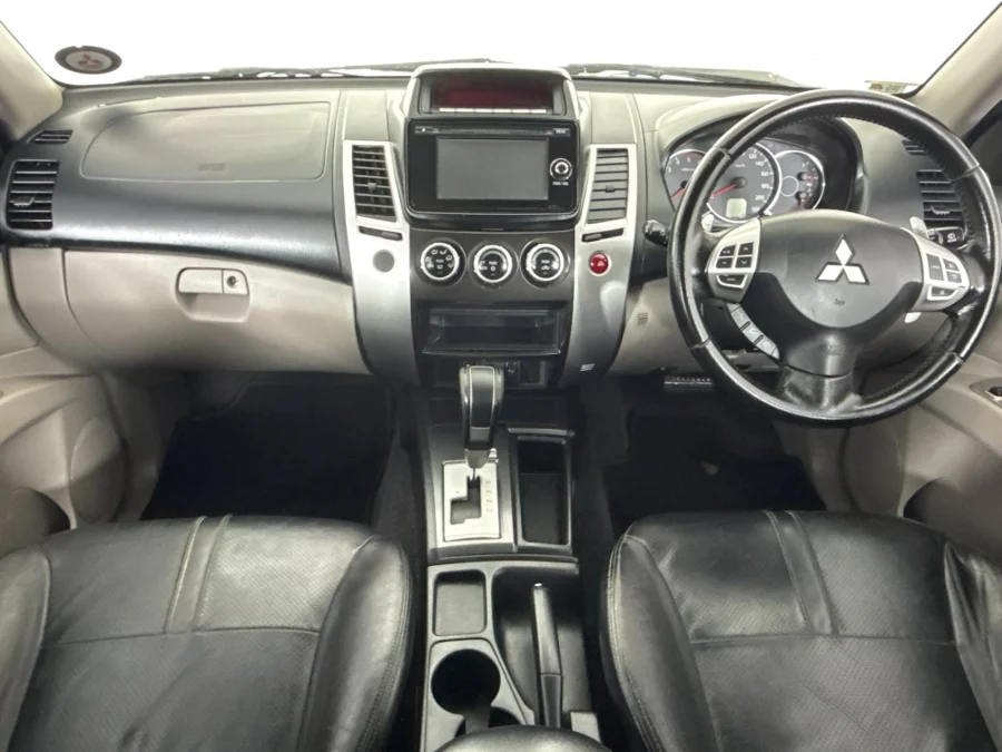 Used 2016 Mitsubishi Pajero Sport 2.5DI-D auto - WeBuyCars Polokwane Used 2016 Mitsubishi Pajero Sport 2.5DI-D auto - WeBuyCars Polokwane
