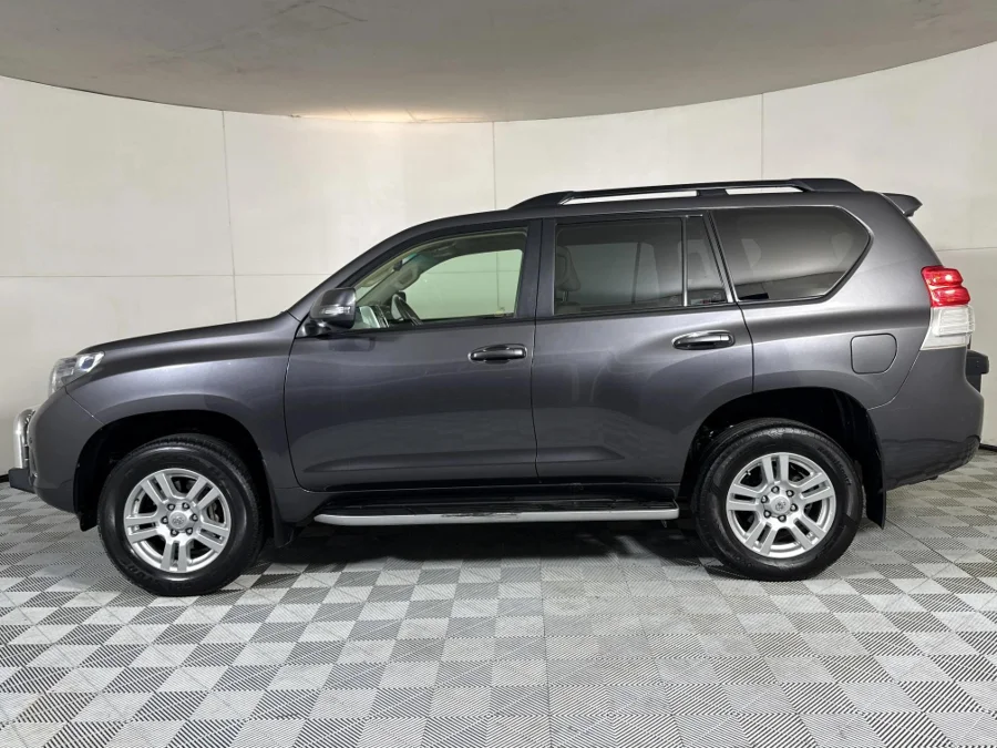 Used 2012 Toyota Land Cruiser Prado 3.0DT VX - WeBuyCars Midstream Used 2012 Toyota Land Cruiser Prado 3.0DT VX - WeBuyCars Midstream