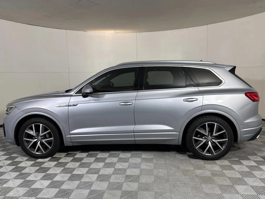 Used 2019 Volkswagen Touareg V6 TDI Executive R-Line - WeBuyCars The Dome Used 2019 Volkswagen Touareg V6 TDI Executive R-Line - WeBuyCars The Dome