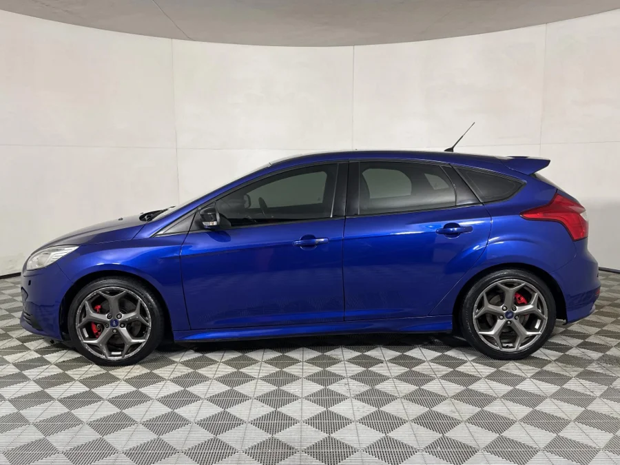 Used 2013 Ford Focus ST 3 - WeBuyCars JHB South Used 2013 Ford Focus ST 3 - WeBuyCars JHB South