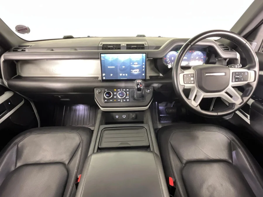 Used 2023 Land Rover Defender 110 D300 X-Dynamic HSE - WeBuyCars Montana