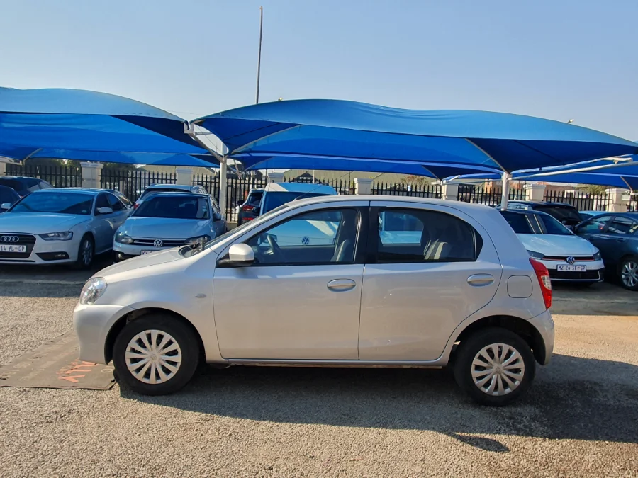 Used 2015 Toyota Etios hatch 1.5 Xi - Nolly Motors Used 2015 Toyota Etios hatch 1.5 Xi - Nolly Motors
