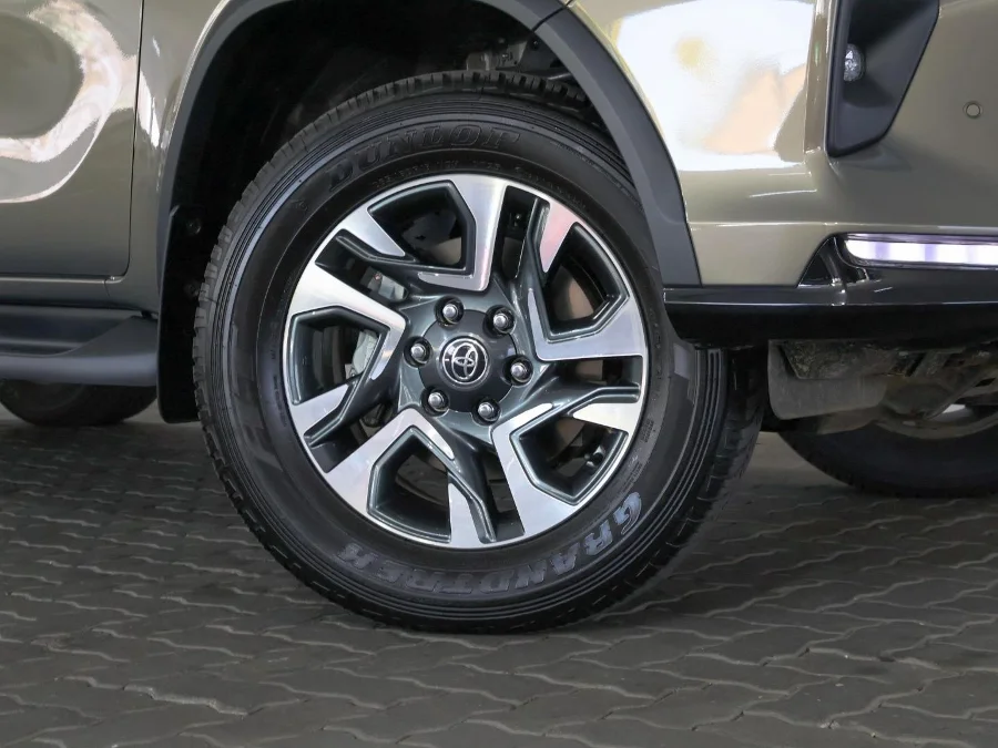 Used 2025 Toyota Fortuner 2.8GD-6 4x4 - SMG Toyota Cresta Used 2025 Toyota Fortuner 2.8GD-6 4x4 - SMG Toyota Cresta