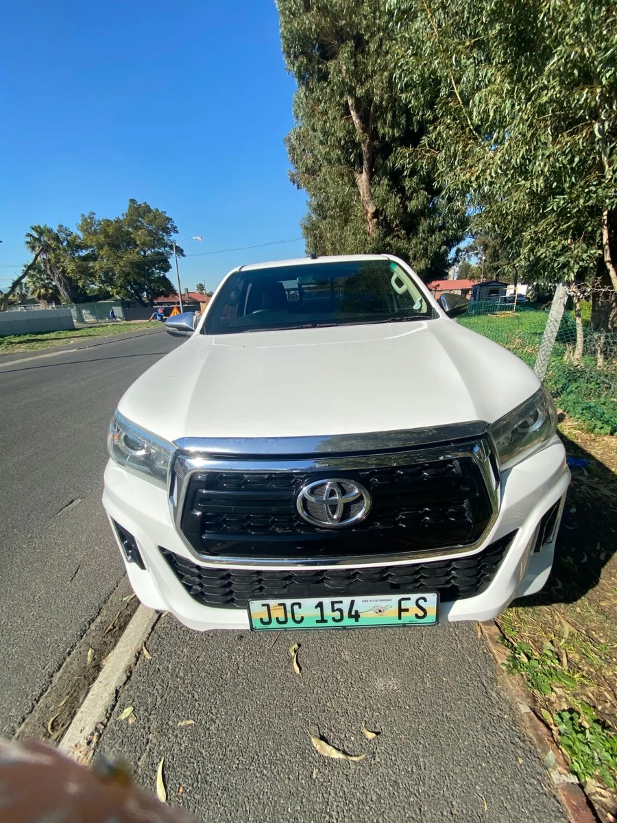Used 2017 Toyota Hilux 2.8GD-6 Xtra cab Raider - Private Seller Used 2017 Toyota Hilux 2.8GD-6 Xtra cab Raider - Private Seller