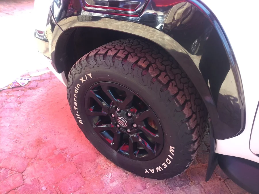 Used 2021 Toyota Hilux 2.4GD-6 double cab 4x4 Raider auto - E Motors Used 2021 Toyota Hilux 2.4GD-6 double cab 4x4 Raider auto - E Motors