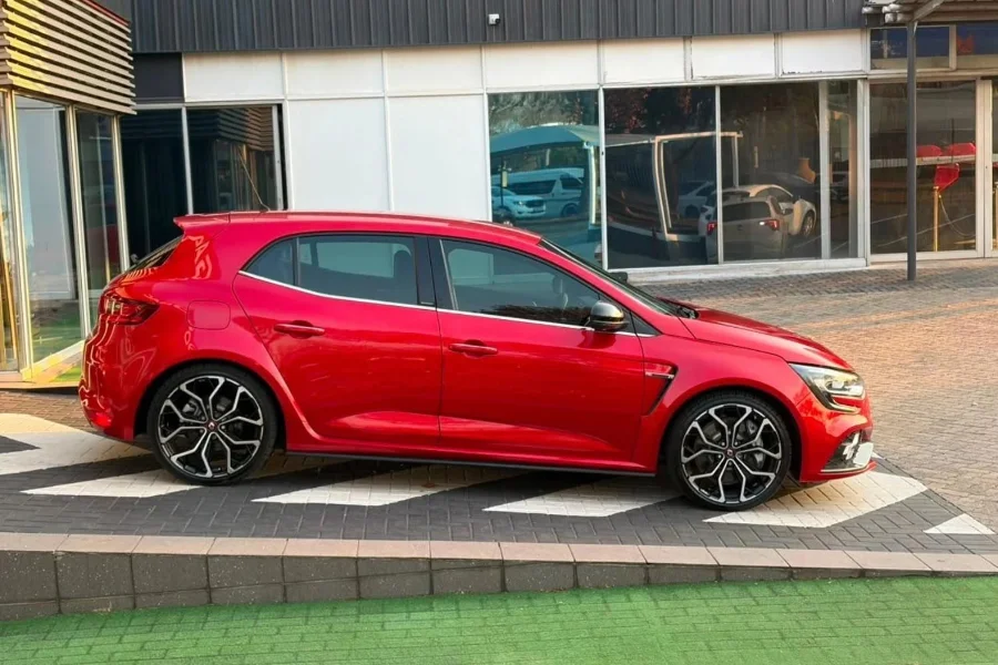 Used 2019 Renault Megane RS 280 Lux - Capital Auto World Used 2019 Renault Megane RS 280 Lux - Capital Auto World