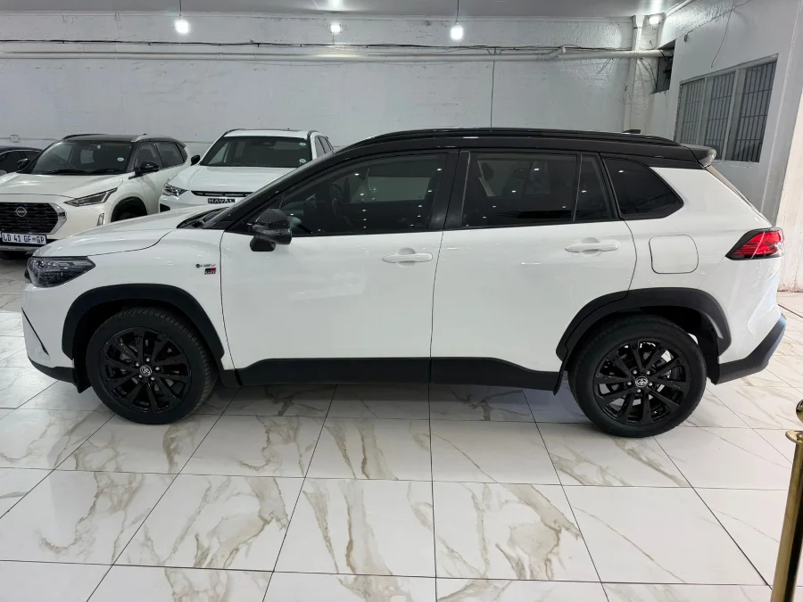 Used 2025 Toyota Corolla Cross 1.8 Hybrid GR-Sport - Marshalltown Auto Ridez Used 2025 Toyota Corolla Cross 1.8 Hybrid GR-Sport - Marshalltown Auto Ridez