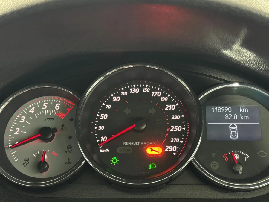 Used 2015 Renault Megane RS 265 Sport - WeBuyCars The Dome Used 2015 Renault Megane RS 265 Sport - WeBuyCars The Dome