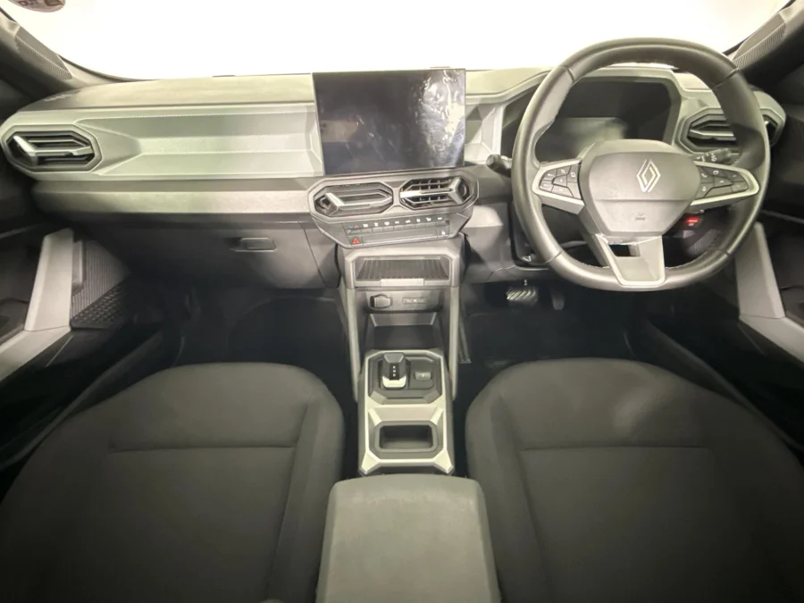 Used 2025 Renault Duster 1.3T Zen - WeBuyCars Midstream