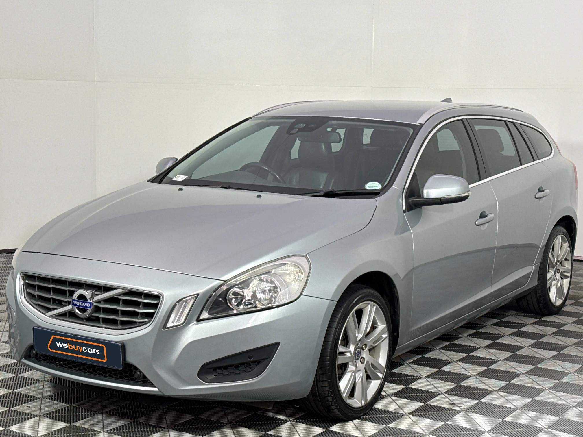 Used 2012 Volvo V60 T4 Excel