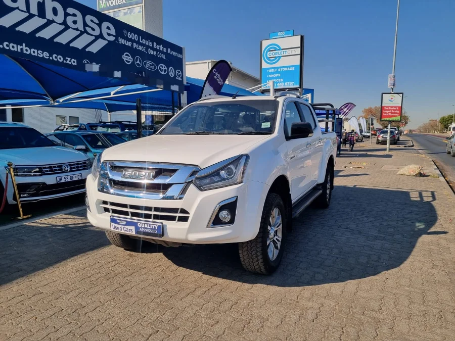 Used 2022 Isuzu D-Max 300 3.0TD double cab X-Rider X Limited - Carbase Auto Used 2022 Isuzu D-Max 300 3.0TD double cab X-Rider X Limited - Carbase Auto