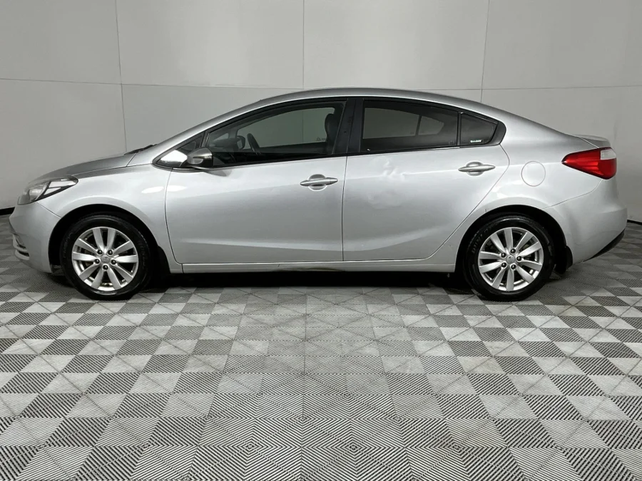 Used 2014 Kia Cerato sedan 2.0 EX auto - WeBuycars East London Used 2014 Kia Cerato sedan 2.0 EX auto - WeBuycars East London