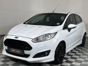 Used 2015 Ford Fiesta 5-door 1.0T Titanium auto
