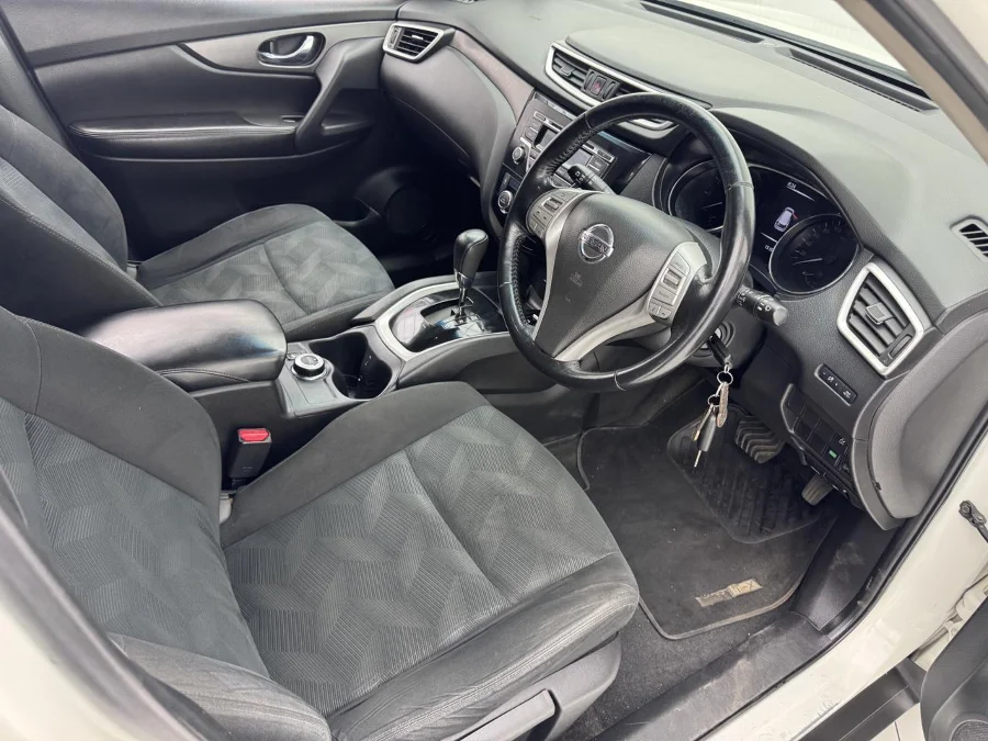 Used 2016 Nissan X-Trail 2.5 4x4 SE - EBK Auto Used 2016 Nissan X-Trail 2.5 4x4 SE - EBK Auto