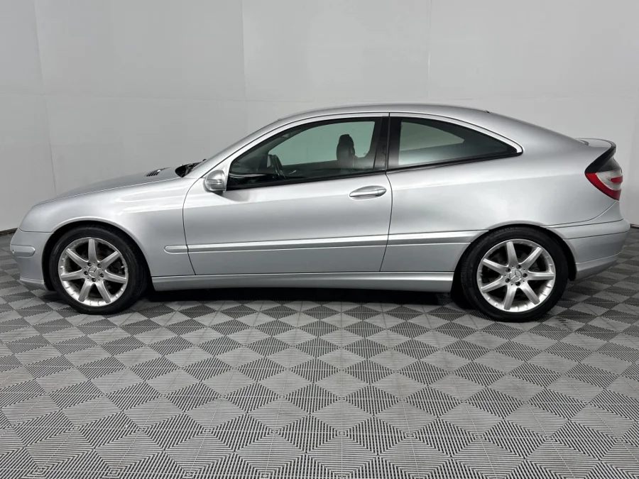 Used 2007 Mercedes-Benz C-Class C230 V6 Sports Coupé Evolution 7G-Tronic - WeBuyCars Richmond
