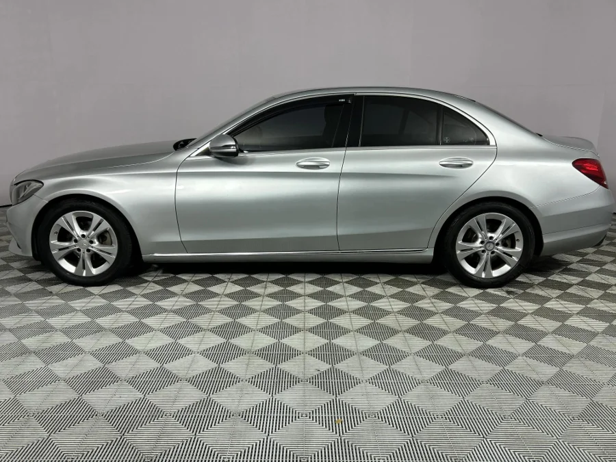Used 2017 Mercedes-Benz C-Class C180 auto - WeBuyCars Lansdowne Used 2017 Mercedes-Benz C-Class C180 auto - WeBuyCars Lansdowne