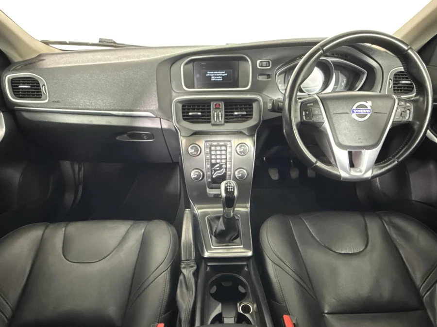 Used 2015 Volvo V40 D2 Excel - WeBuyCars The Dome Used 2015 Volvo V40 D2 Excel - WeBuyCars The Dome