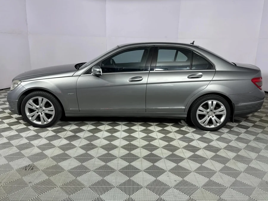 Used 2011 Mercedes-Benz C-Class C180 Avantgarde auto - WeBuyCars Durban Used 2011 Mercedes-Benz C-Class C180 Avantgarde auto - WeBuyCars Durban