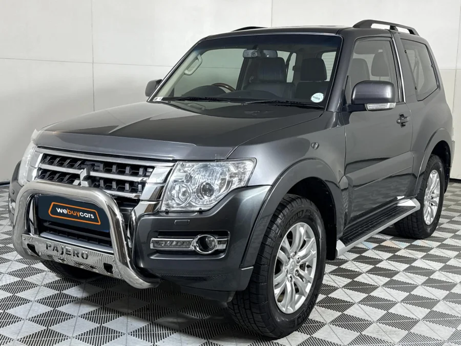 Used 2019 Mitsubishi Pajero 3-door 3.2DI-D GLS Pajero Legend Limited Edition 100 - WeBuyCars Midstream Used 2019 Mitsubishi Pajero 3-door 3.2DI-D GLS Pajero Legend Limited Edition 100 - WeBuyCars Midstream
