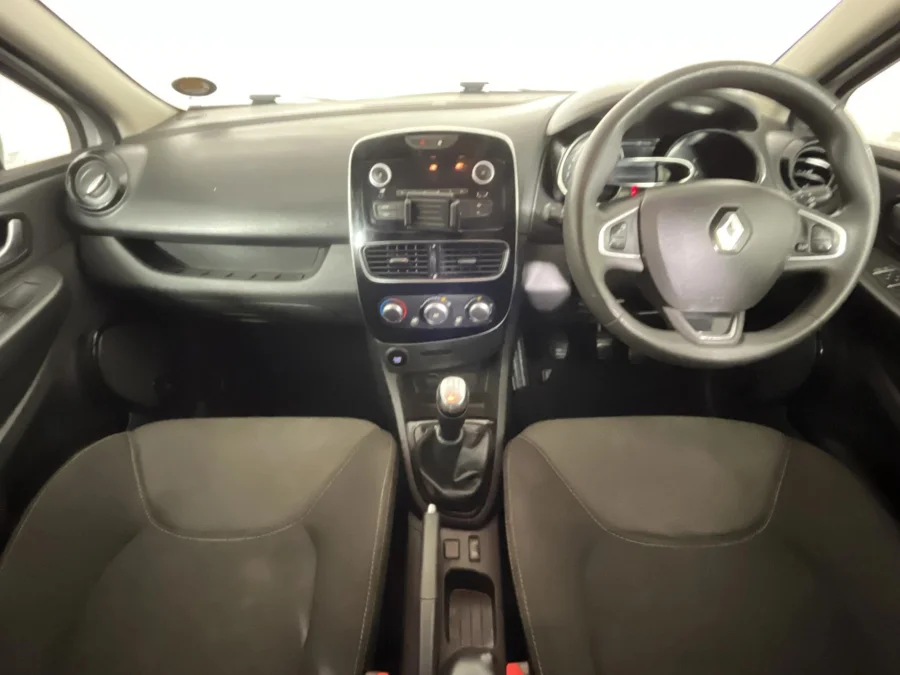 Used 2020 Renault Clio 66kW turbo Authentique - WeBuyCars The Dome