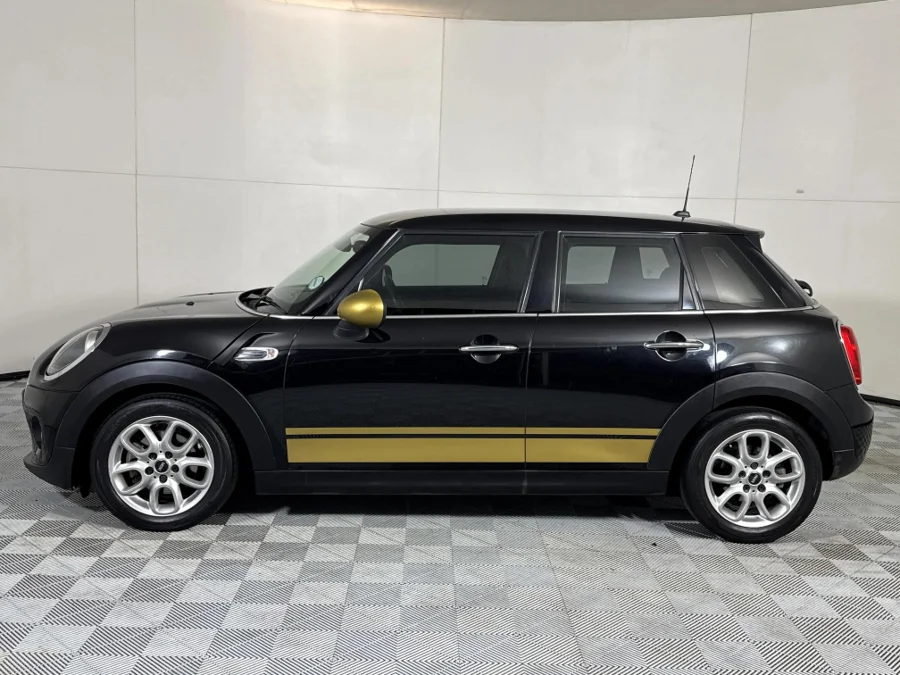 Used 2018 MINI Hatch One Hatch 3-door - WeBuyCars Midstream Used 2018 MINI Hatch One Hatch 3-door - WeBuyCars Midstream