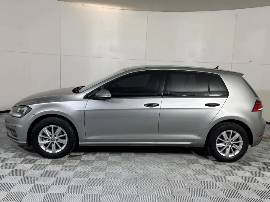 Used 2018 Volkswagen Golf 1.0TSI Trendline - WeBuyCars The Dome Used 2018 Volkswagen Golf 1.0TSI Trendline - WeBuyCars The Dome