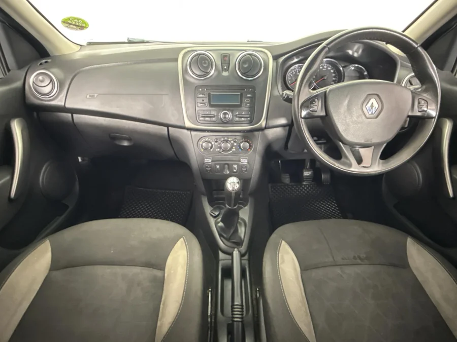 Used 2017 Renault Sandero Stepway 66kW turbo - WeBuyCars Richmond Used 2017 Renault Sandero Stepway 66kW turbo - WeBuyCars Richmond