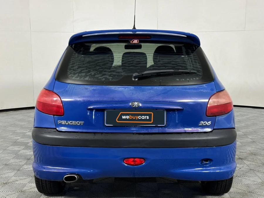 Preloaded Image 15