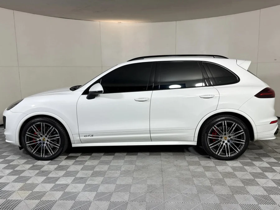Used 2016 Porsche Cayenne GTS - WeBuyCars Midstream