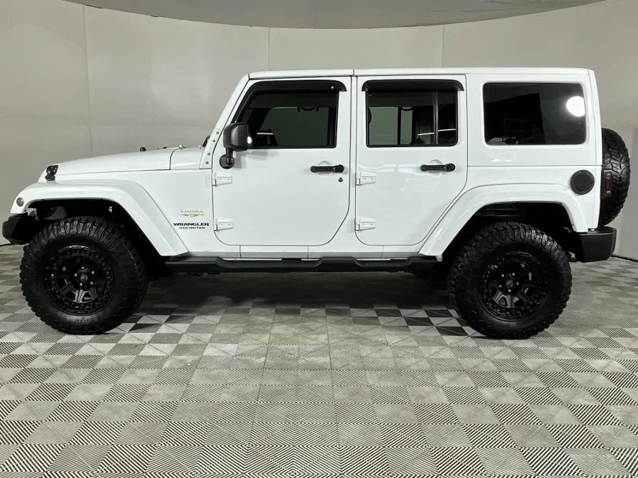 Used 2013 Jeep Wrangler Unlimited Sahara 3.6L 75th Anniversary Edition - WeBuyCars The Dome Used 2013 Jeep Wrangler Unlimited Sahara 3.6L 75th Anniversary Edition - WeBuyCars The Dome