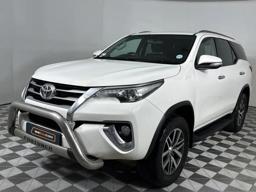 Used 2016 Toyota Fortuner 2.8GD-6 4x4 auto - WeBuyCars Silverlakes Used 2016 Toyota Fortuner 2.8GD-6 4x4 auto - WeBuyCars Silverlakes