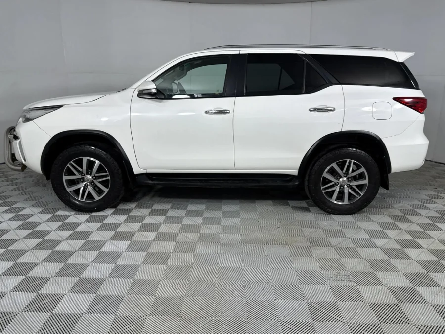 Used 2016 Toyota Fortuner 2.8GD-6 4x4 auto - WeBuyCars Silverlakes Used 2016 Toyota Fortuner 2.8GD-6 4x4 auto - WeBuyCars Silverlakes