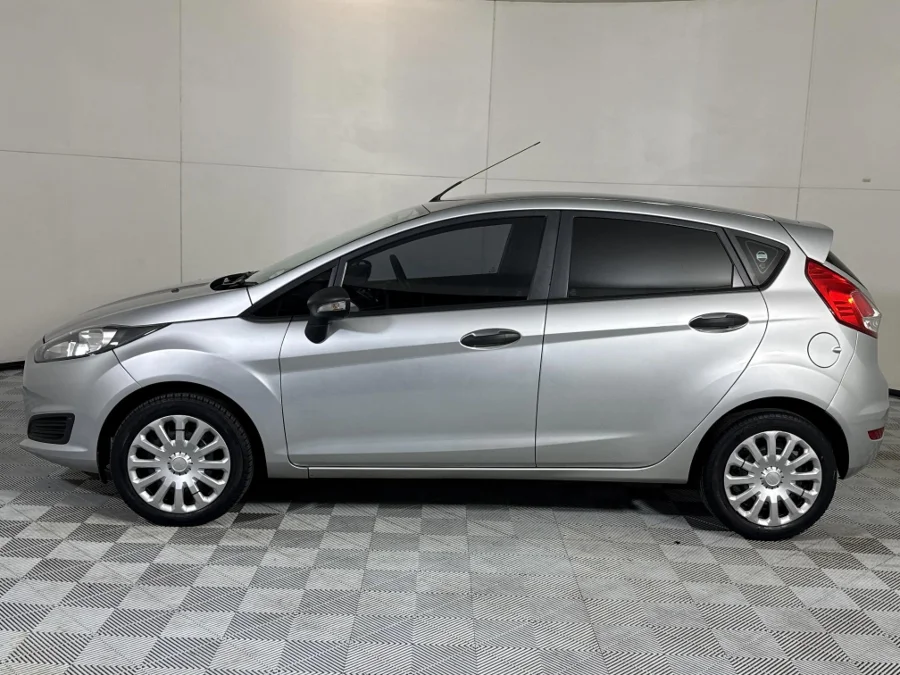 Used 2017 Ford Fiesta 5-door 1.4 Ambiente - WeBuyCars Midstream Used 2017 Ford Fiesta 5-door 1.4 Ambiente - WeBuyCars Midstream
