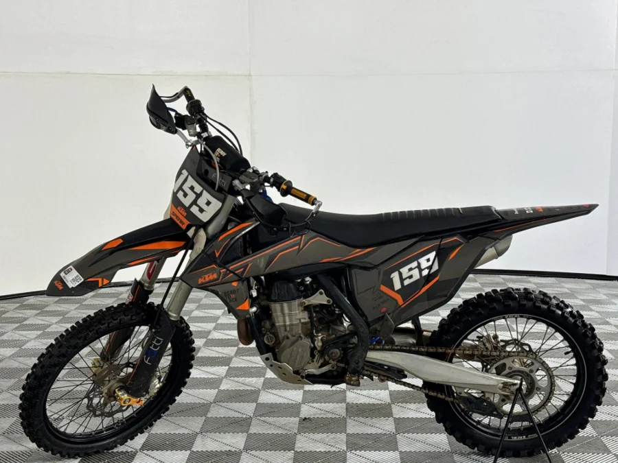 Preloaded Image 12
