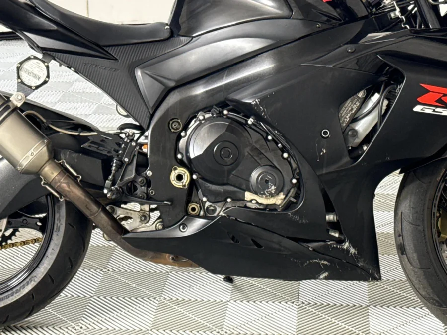 Used 2015 Suzuki GSX-R 1000 - WeBuyCars Midstream Used 2015 Suzuki GSX-R 1000 - WeBuyCars Midstream